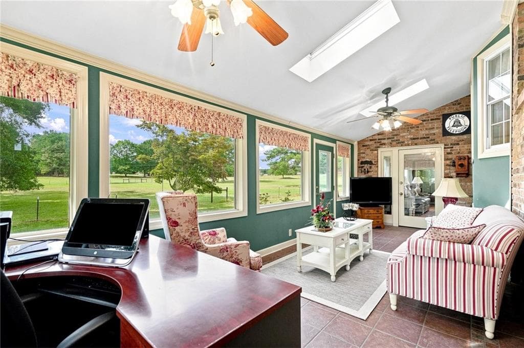 3 bedroom, 3 bathroom, 2,750 sq ft single family residence under contract at 740 Smyrna Road, Conyers, GA 30094 — photo 9