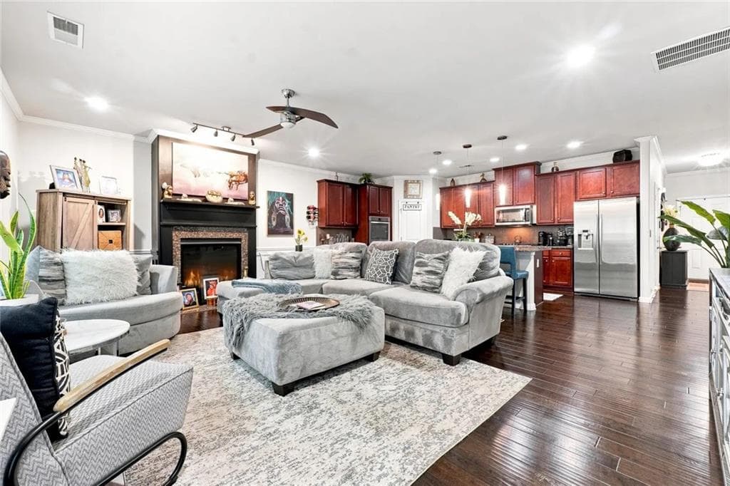 5 bedroom, 3 bathroom, 3,208 sq ft single family residence for sale at 3924 Kingfisher Drive, Atlanta, GA 30349 — photo 6