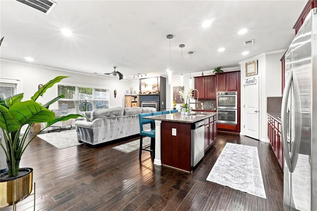5 bedroom, 3 bathroom, 3,208 sq ft single family residence for sale at 3924 Kingfisher Drive, Atlanta, GA 30349 — photo 8