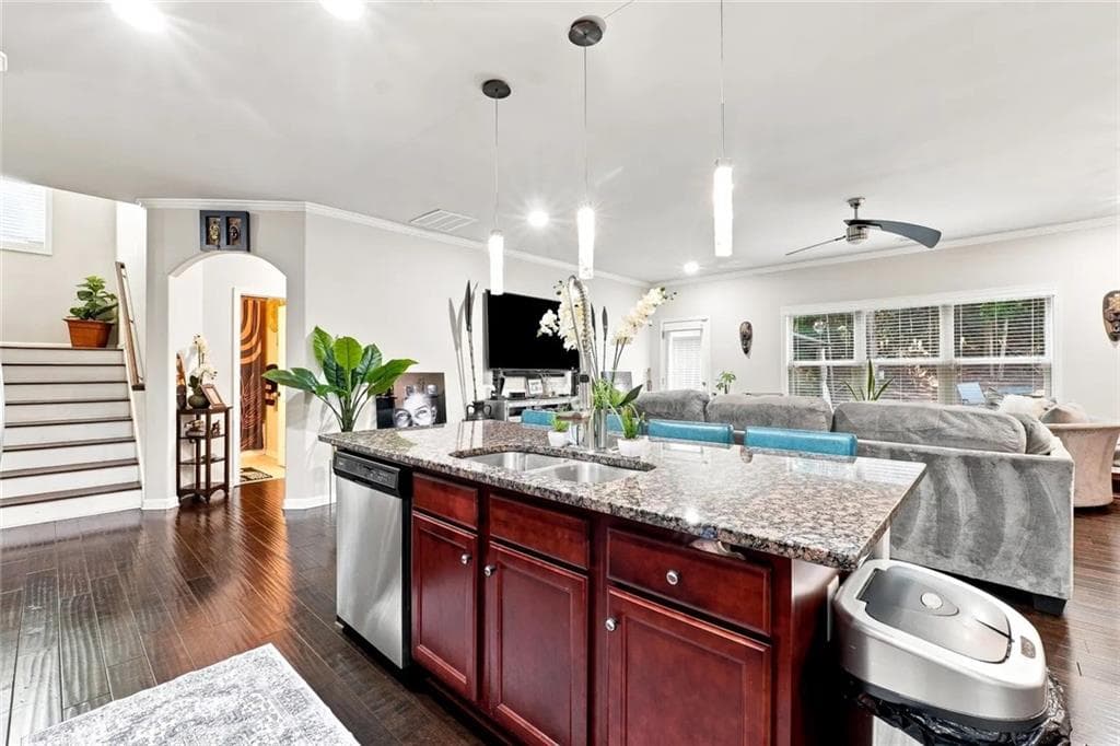 5 bedroom, 3 bathroom, 3,208 sq ft single family residence for sale at 3924 Kingfisher Drive, Atlanta, GA 30349 — photo 10