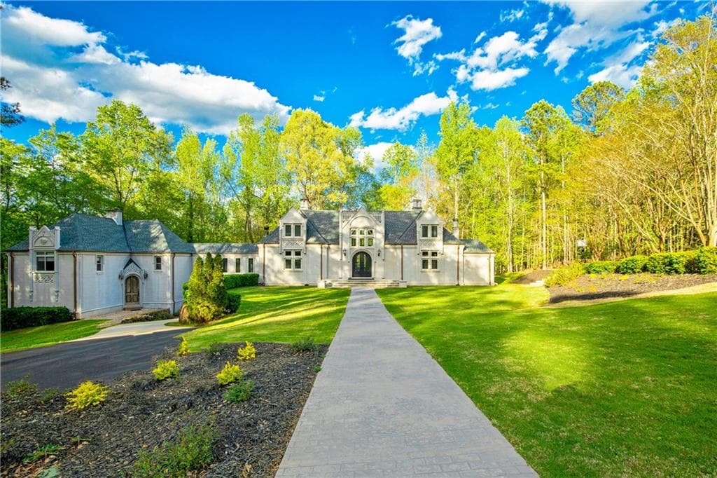 6 bedroom, 6 bathroom, 5,296 sq ft single family residence for sale at 745 Goshen Road, Thomaston, GA 30286