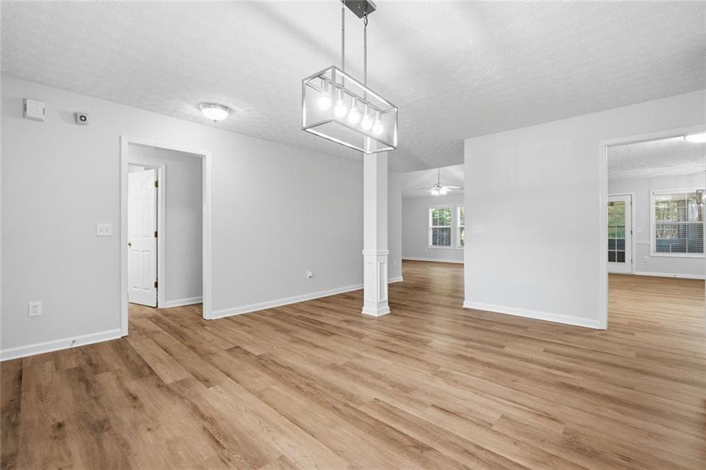 3 bedroom, 2 bathroom, 1,825 sq ft single family residence under contract at 4293 Parks Ridge Drive, Snellville, GA 30039 — photo 8