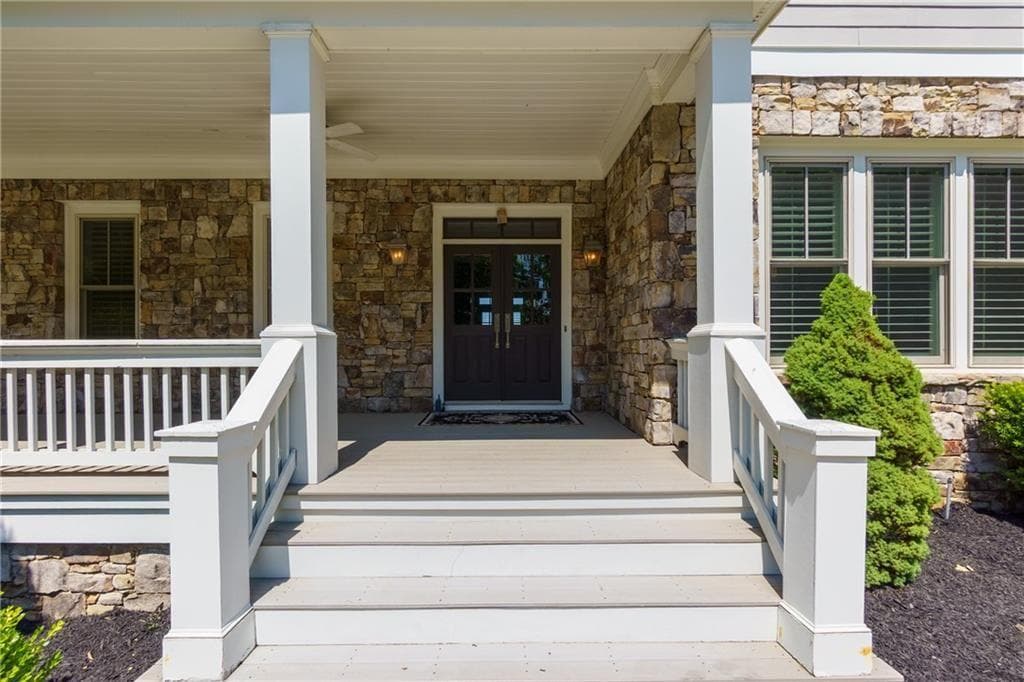 5 bedroom, 6 bathroom, 5,844 sq ft single family residence for sale at 23 Waterside Drive, Cartersville, GA 30121 — photo 3