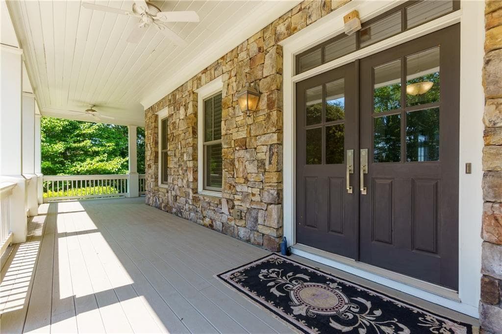 5 bedroom, 6 bathroom, 5,844 sq ft single family residence for sale at 23 Waterside Drive, Cartersville, GA 30121 — photo 4