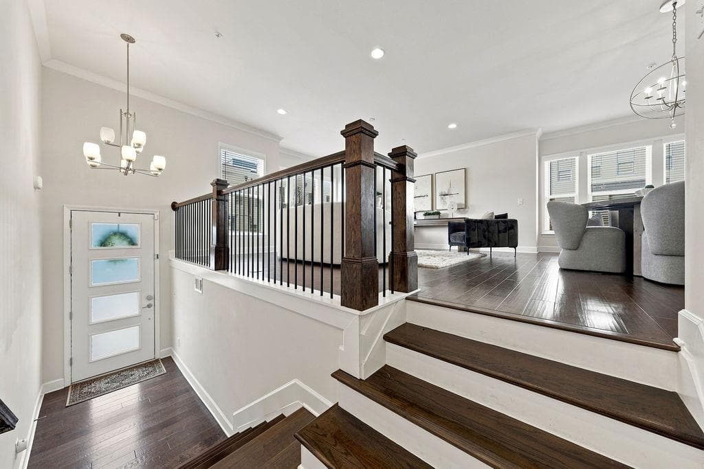 4 bedroom, 5 bathroom, 3,330 sq ft townhouse for sale at 2201 Croston Lane, Smyrna, GA 30080 — photo 3