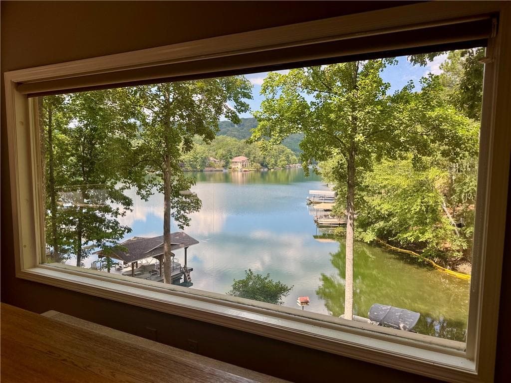 3 bedroom, 4 bathroom, 1,754 sq ft single family residence for sale at 122 Douglas Fir Drive, Waleska, GA 30183 — photo 2