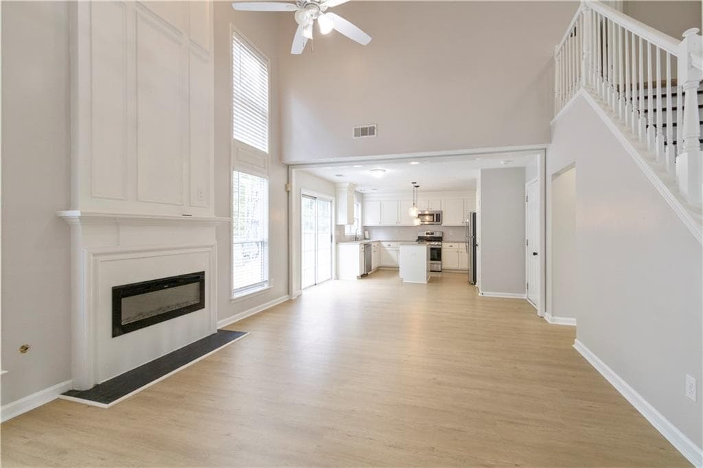 3 bedroom, 3 bathroom, 2,121 sq ft single family residence for rent at 3431 Chastain Glen Lane, Marietta, GA 30066 for $2,500 a month — photo 6