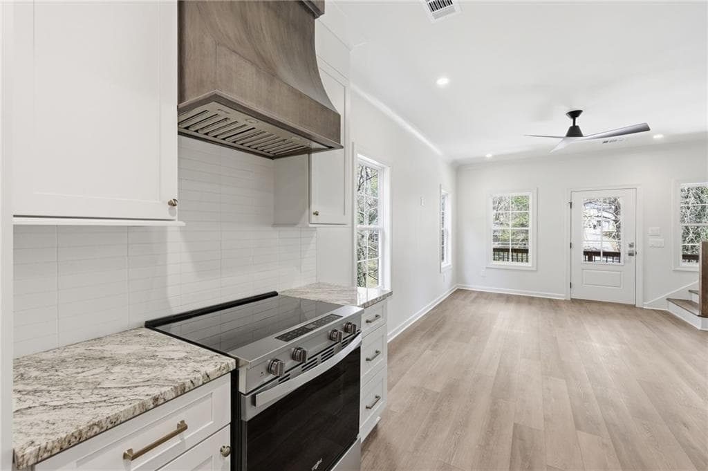 3 bedroom, 3 bathroom, 1,584 sq ft townhouse for sale at 1123 Riverside Terrace, Gainesville, GA 30501 — photo 6