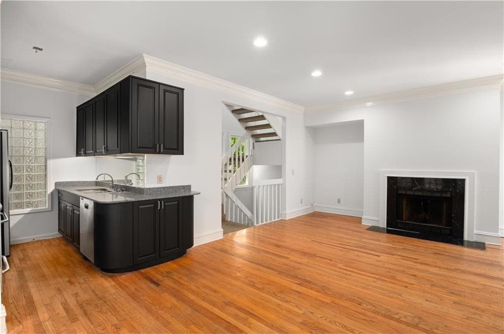 2 bedroom, 3 bathroom, 1,456 sq ft townhouse for rent at 197 5th Street, Atlanta, GA 30308 for $3,500 a month — photo 9