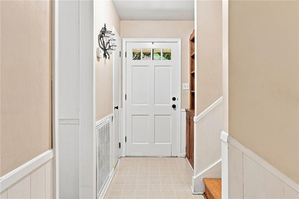 4 bedroom, 3 bathroom, 2,552 sq ft single family residence for sale at 7018 Highway 27, Buchanan, GA 30113 — photo 7