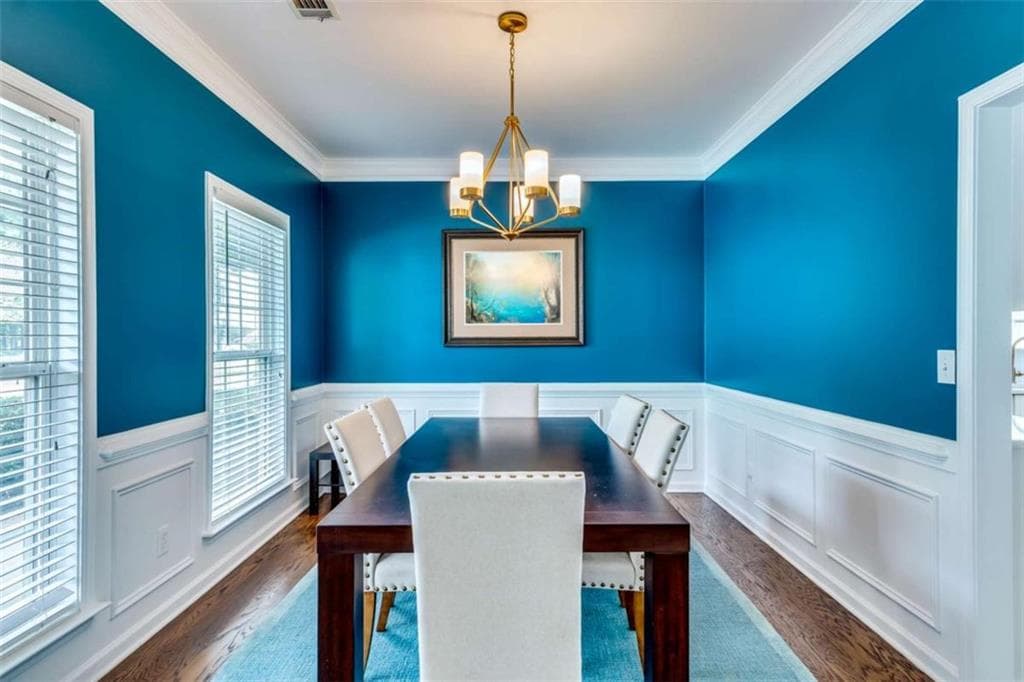 4 bedroom, 3 bathroom, 2,396 sq ft single family residence under contract at 624 Lantern Park Lane, Scottdale, GA 30079 — photo 7