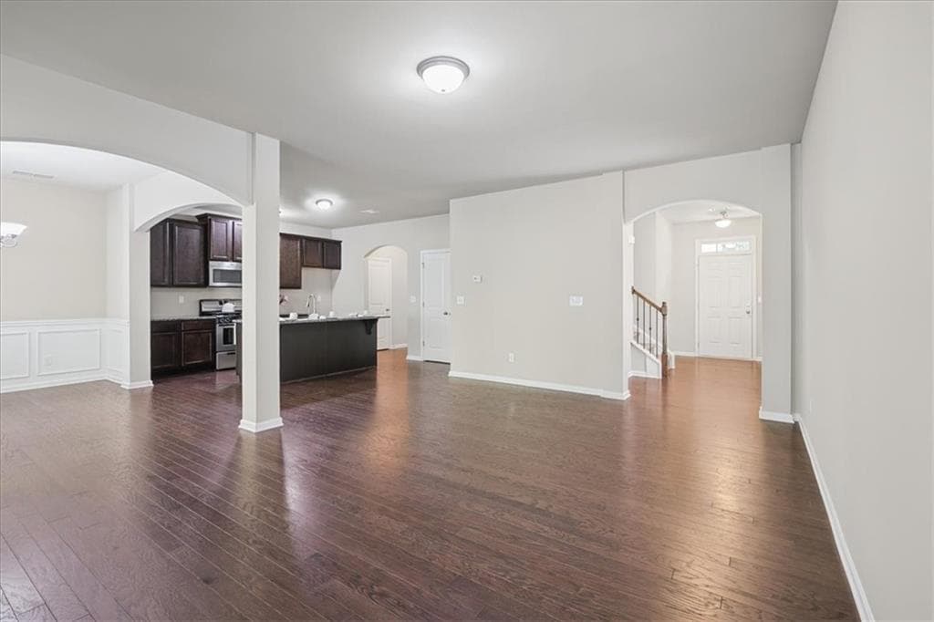3 bedroom, 3 bathroom, 2,266 sq ft single family residence for sale at 5127 Acworth Landing Drive, Acworth, GA 30101 — photo 9