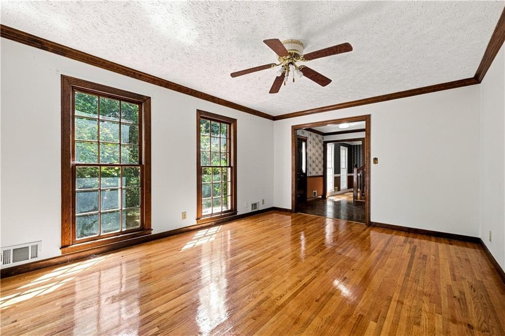 4 bedroom, 3 bathroom, 2,779 sq ft single family residence for sale at 965 Millbrook Court, Tucker, GA 30084 — photo 4