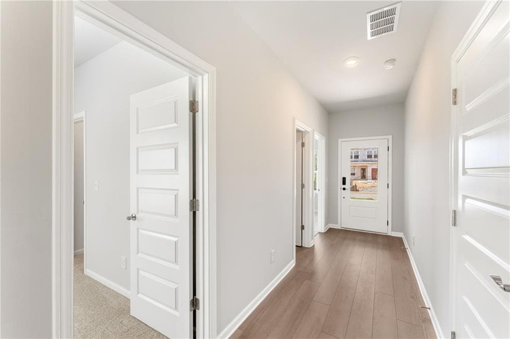 3 bedroom, 2 bathroom, 1,310 sq ft single family residence for sale at 400 Bluegrass Lane, Rockmart, GA 30153 — photo 3