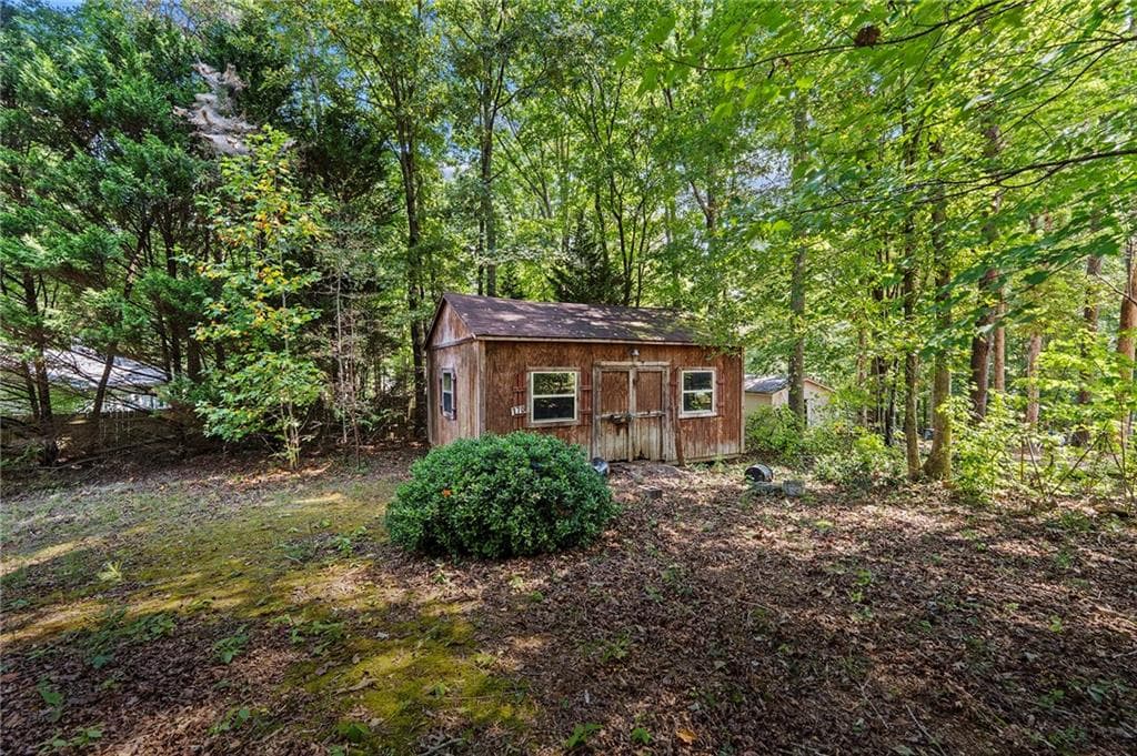 3 bedroom, 2 bathroom, 1,736 sq ft single family residence under contract at 370 Jordan Road, Ball Ground, GA 30107 — photo 7