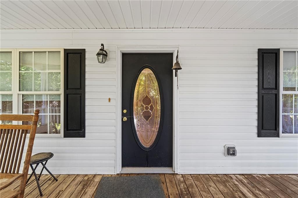 3 bedroom, 2 bathroom, 1,736 sq ft single family residence under contract at 370 Jordan Road, Ball Ground, GA 30107 — photo 8