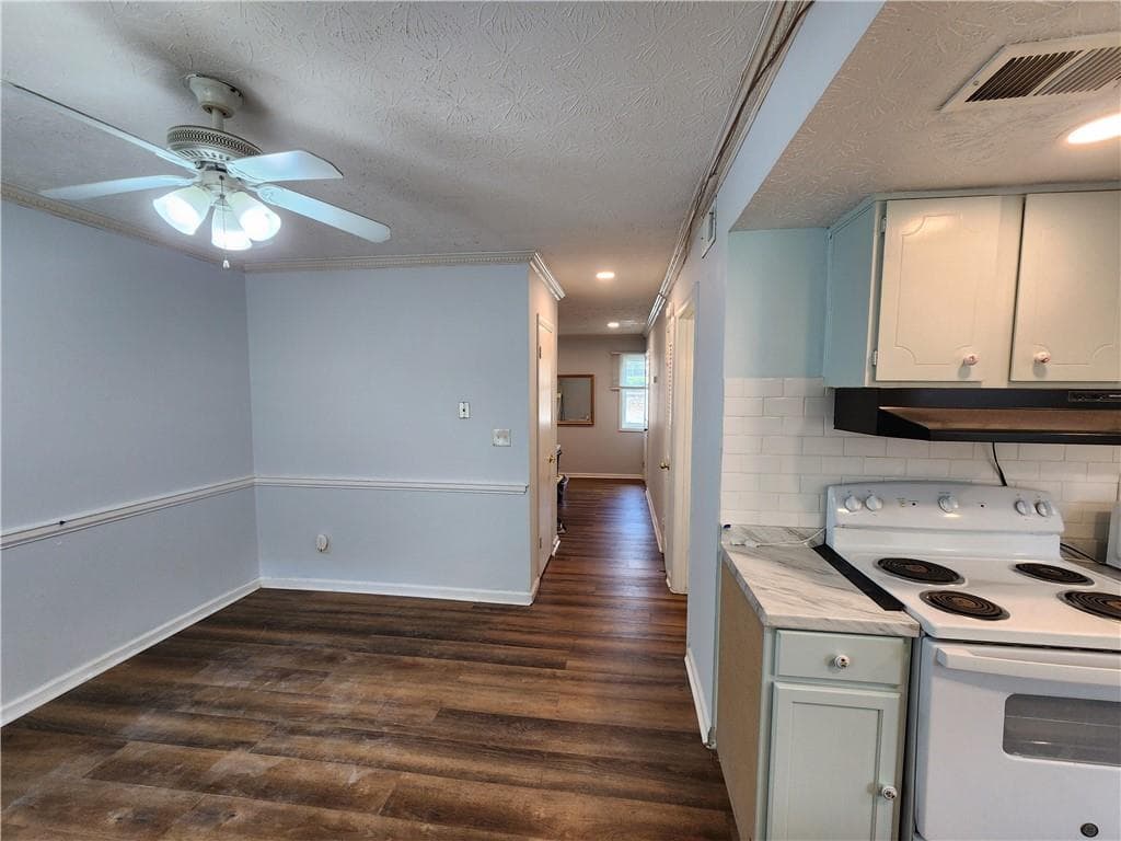 2 bedroom, 2 bathroom, 1,180 sq ft condominium for sale at 2952 N Dekalb Drive E, Atlanta, GA 30340 — photo 5