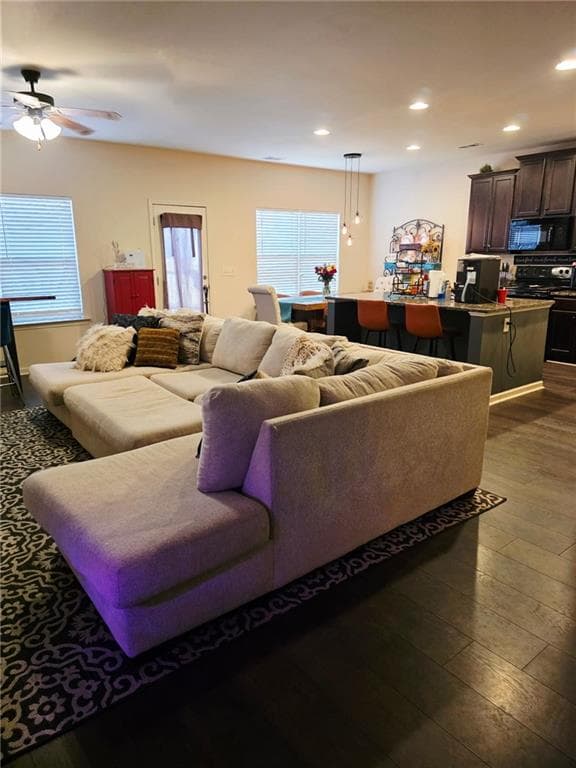4 bedroom, 3 bathroom, 2,221 sq ft single family residence for sale at 504 Mill Ridge Road, Woodstock, GA 30188 — photo 8