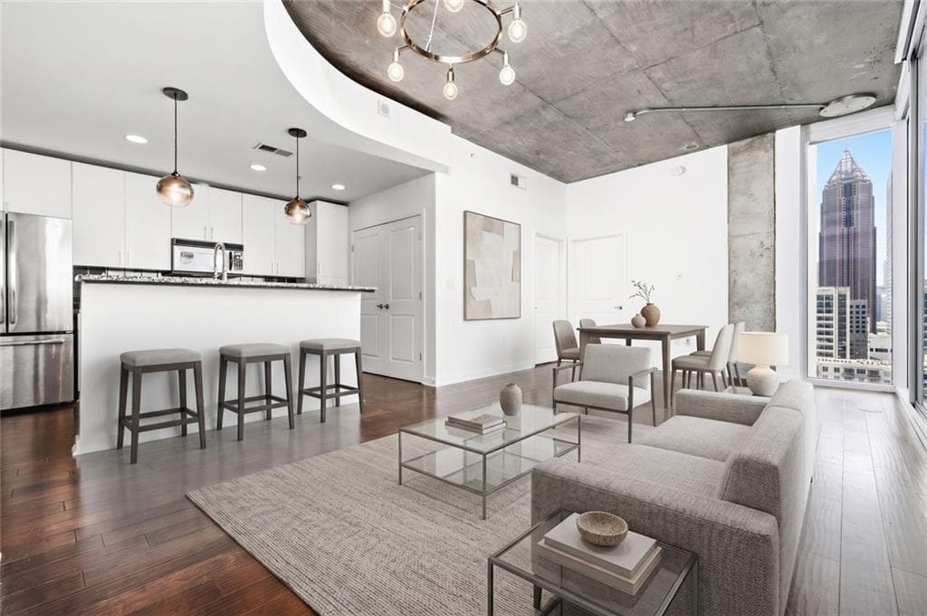 2 bedroom, 2 bathroom, 1,193 sq ft condominium for sale at 860 Peachtree Street 1918, Atlanta, GA 30308 — photo 6