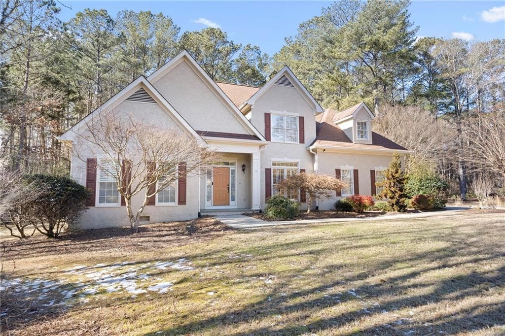 4 bedroom, 3 bathroom, 2,494 sq ft single family residence for sale at 165 Redspire Lane, Fayetteville, GA 30215 — photo 2