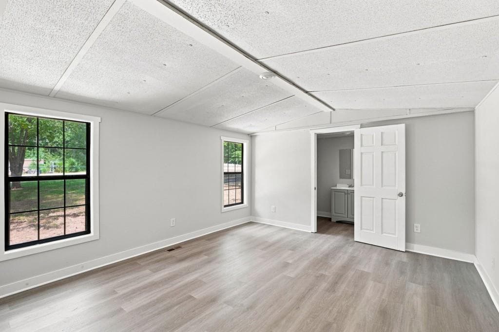2 bedroom, 2 bathroom single family residence under contract at 61 Brett Lane, Temple, GA 30179 — photo 4
