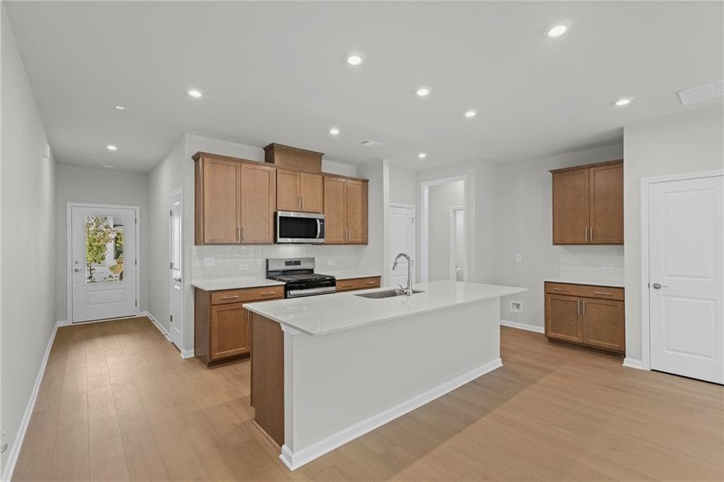 3 bedroom, 3 bathroom, 2,035 sq ft townhouse for sale at 3310 Promise Mill Lane, Cumming, GA 30040 — photo 6