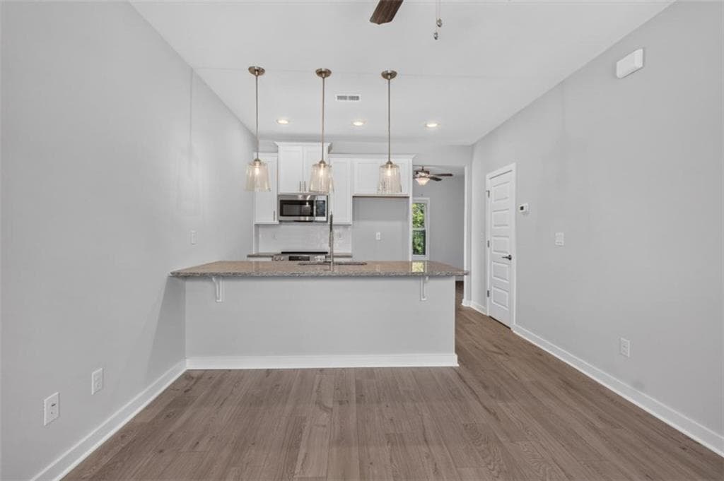 1 bedroom, 2 bathroom, 707 sq ft single family residence for sale at 410 Dempsey Drive, Fayetteville, GA 30214 — photo 9