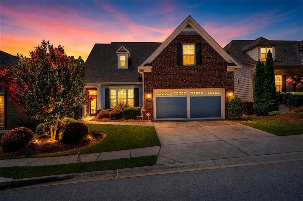 3 bedroom, 3 bathroom, 2,296 sq ft single family residence for sale at 3938 Sweet Magnolia Drive, Gainesville, GA 30504 — photo 2