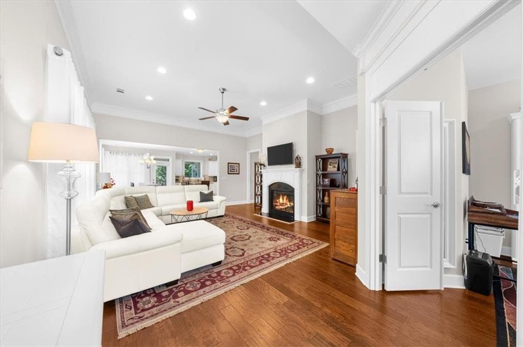 3 bedroom, 3 bathroom, 2,296 sq ft single family residence for sale at 3938 Sweet Magnolia Drive, Gainesville, GA 30504 — photo 5
