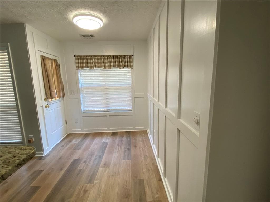 3 bedroom, 2 bathroom, 1,643 sq ft single family residence for sale at 325 Towler Drive, Loganville, GA 30052 — photo 6