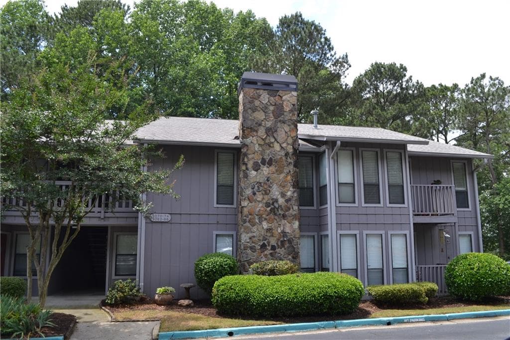 2 bedroom, 2 bathroom, 1,182 sq ft home for sale at 5066 Woodridge Way, Tucker, GA