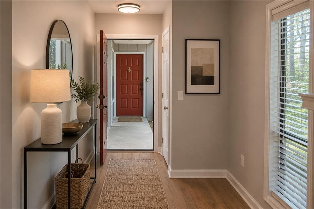 2 bedroom, 2 bathroom, 1,182 sq ft condominium for sale at 5066 Woodridge Way, Tucker, GA 30084 — photo 4