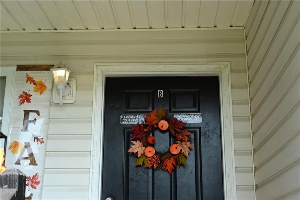 6 bedroom, 6 bathroom, 2,928 sq ft townhouse for sale at 6189 E Strickland Street, Douglasville, GA 30134 — photo 5