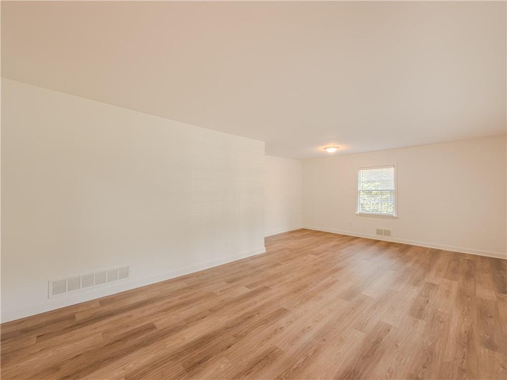 4 bedroom, 2 bathroom, 2,160 sq ft single family residence for sale at 3532 Dial Dr, Stone Mountain, GA 30083 — photo 6