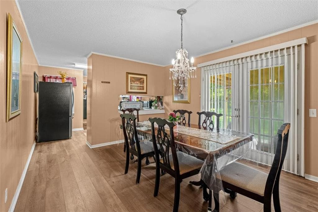 3 bedroom, 2 bathroom, 1,377 sq ft single family residence for sale at 123 Donna Street, Calhoun, GA 30701 — photo 9
