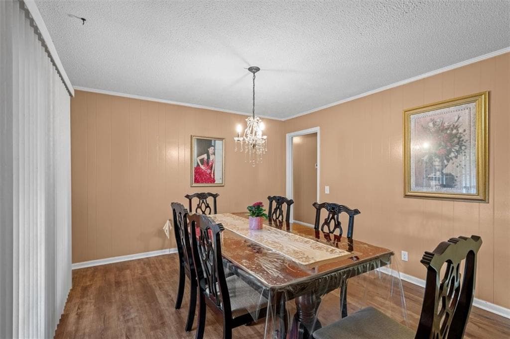 3 bedroom, 2 bathroom, 1,377 sq ft single family residence for sale at 123 Donna Street, Calhoun, GA 30701 — photo 8