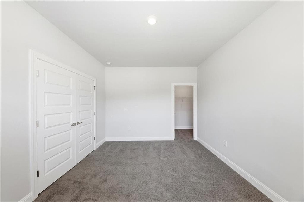 5 bedroom, 4 bathroom, 3,327 sq ft single family residence for sale at 5363 Modena Drive, Douglasville, GA 30135 — photo 6