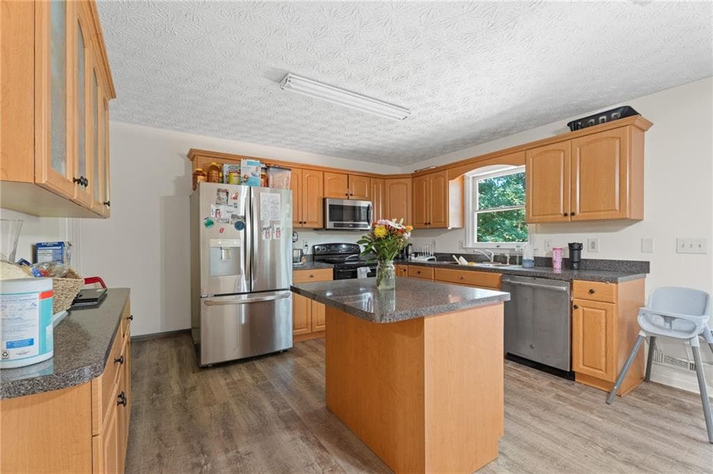 3 bedroom, 2 bathroom, 1,256 sq ft single family residence for sale at 34 Bradford Drive, Cartersville, GA 30120 — photo 10
