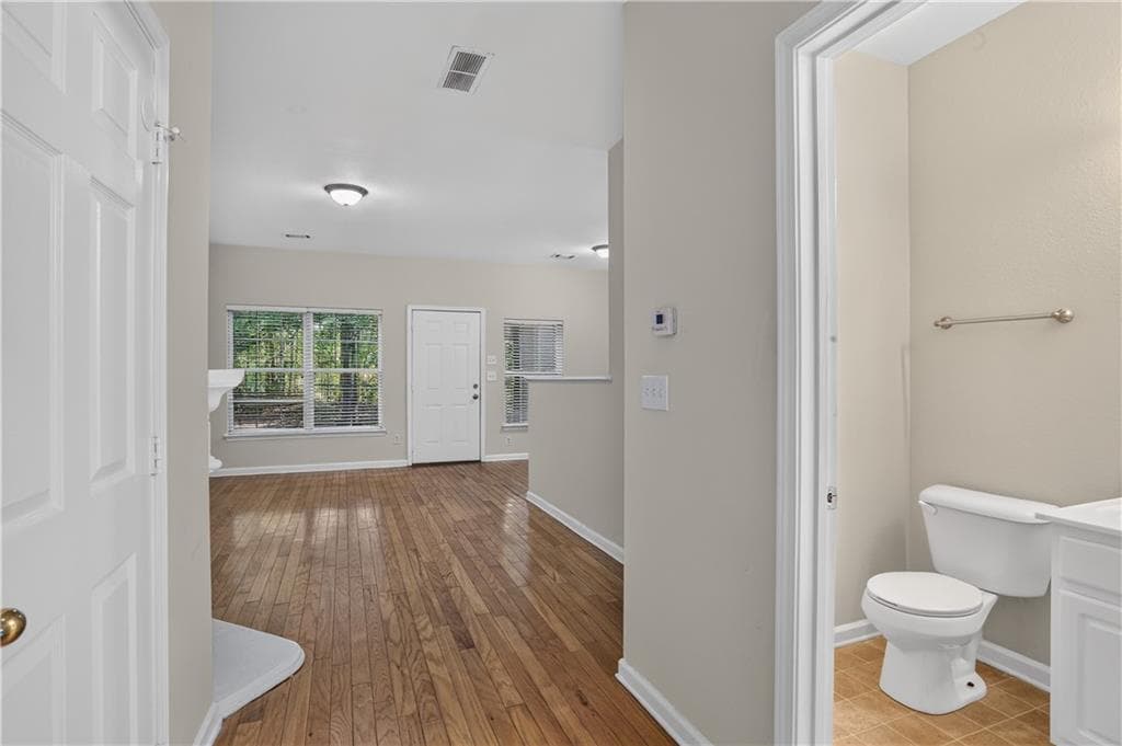 3 bedroom, 3 bathroom, 1,528 sq ft townhouse for sale at 213 Brookview Drive, Riverdale, GA 30274 — photo 10