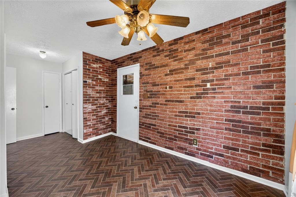 3 bedroom, 2 bathroom, 1,573 sq ft single family residence for sale at 5805 Vernier Drive, Atlanta, GA 30349 — photo 9