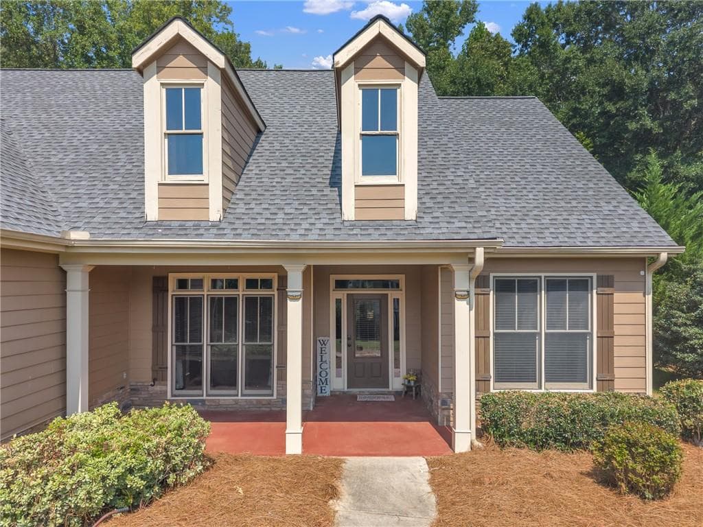 3 bedroom, 2 bathroom, 1,603 sq ft single family residence for sale at 77 Gorham Gates Drive, Hiram, GA 30141 — photo 2