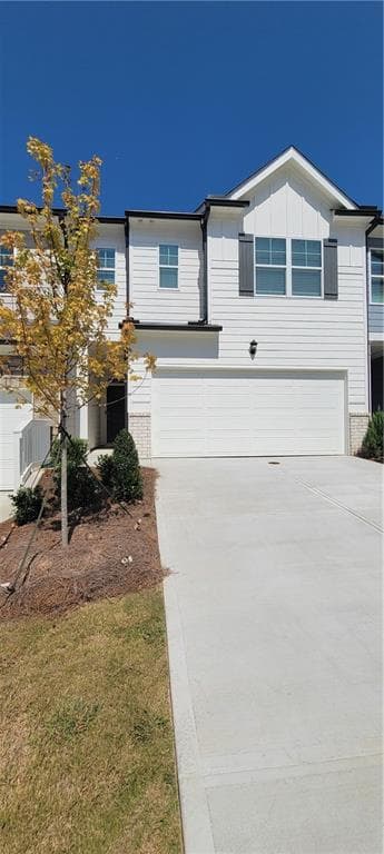 3 bedroom, 3 bathroom, 1,857 sq ft townhouse for rent at 23 Berryville Drive, Dawsonville, GA 30534 for $1,995 a month