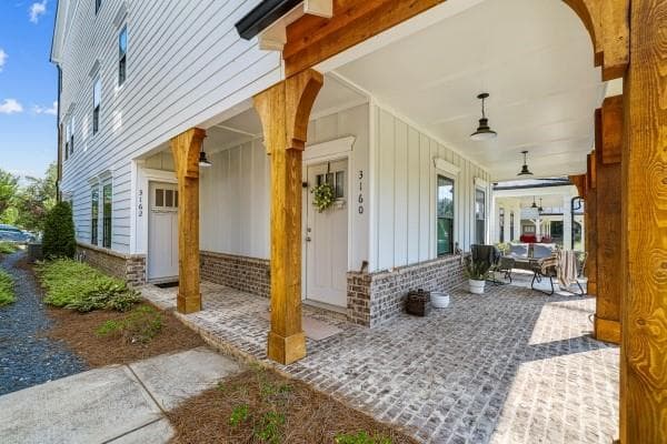 3 bedroom, 3 bathroom, 1,828 sq ft townhouse for sale at 3162 Webb Road 8B, Milton, GA 30004 — photo 2