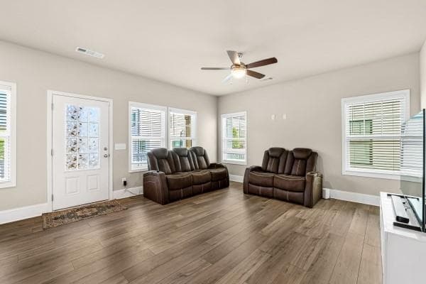 3 bedroom, 3 bathroom, 1,828 sq ft townhouse for sale at 3162 Webb Road 8B, Milton, GA 30004 — photo 3