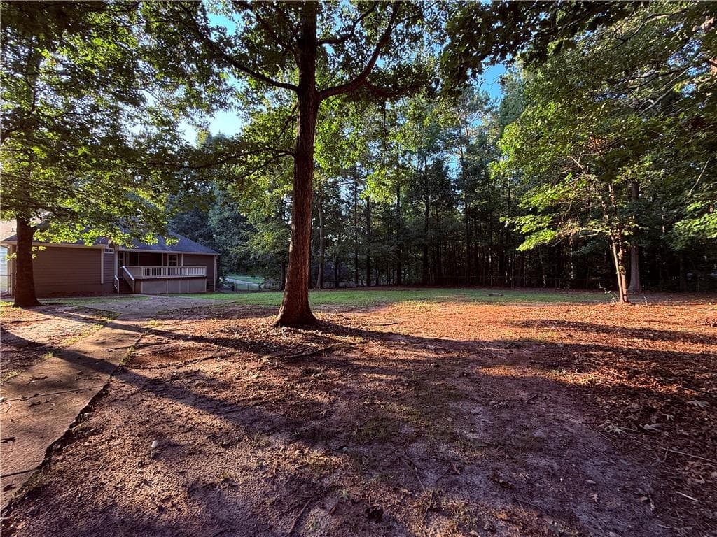 3 bedroom, 2 bathroom, 1,448 sq ft single family residence under contract at 330 Fox Meadow Drive, Covington, GA 30016 — photo 6