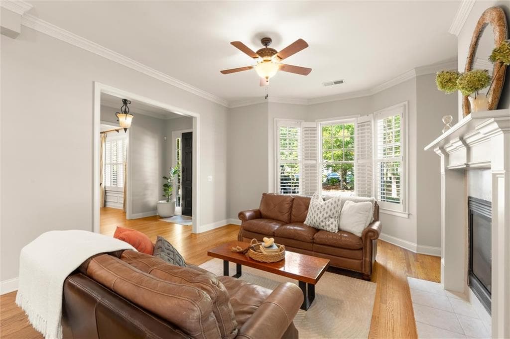 5 bedroom, 4 bathroom, 3,156 sq ft single family residence for sale at 3047 Gateland Square, Marietta, GA 30062 — photo 3
