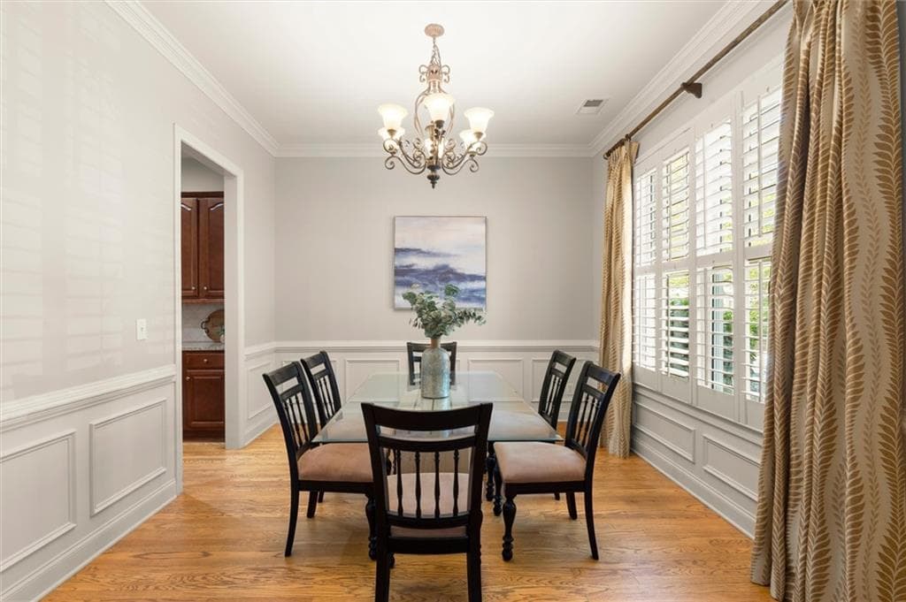 5 bedroom, 4 bathroom, 3,156 sq ft single family residence for sale at 3047 Gateland Square, Marietta, GA 30062 — photo 8