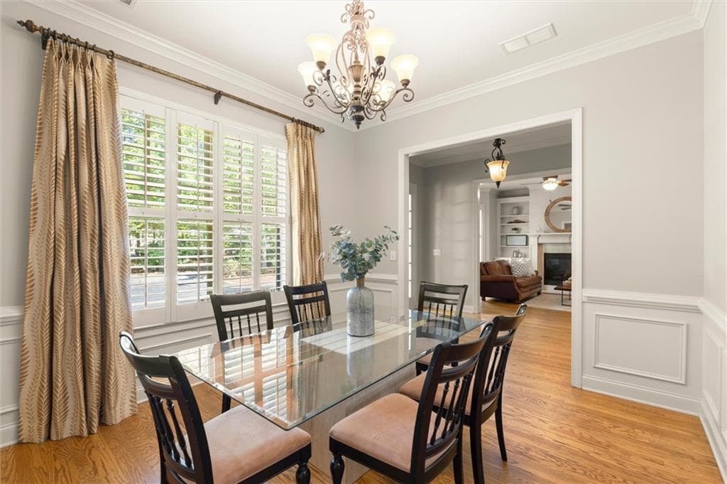 5 bedroom, 4 bathroom, 3,156 sq ft single family residence for sale at 3047 Gateland Square, Marietta, GA 30062 — photo 5