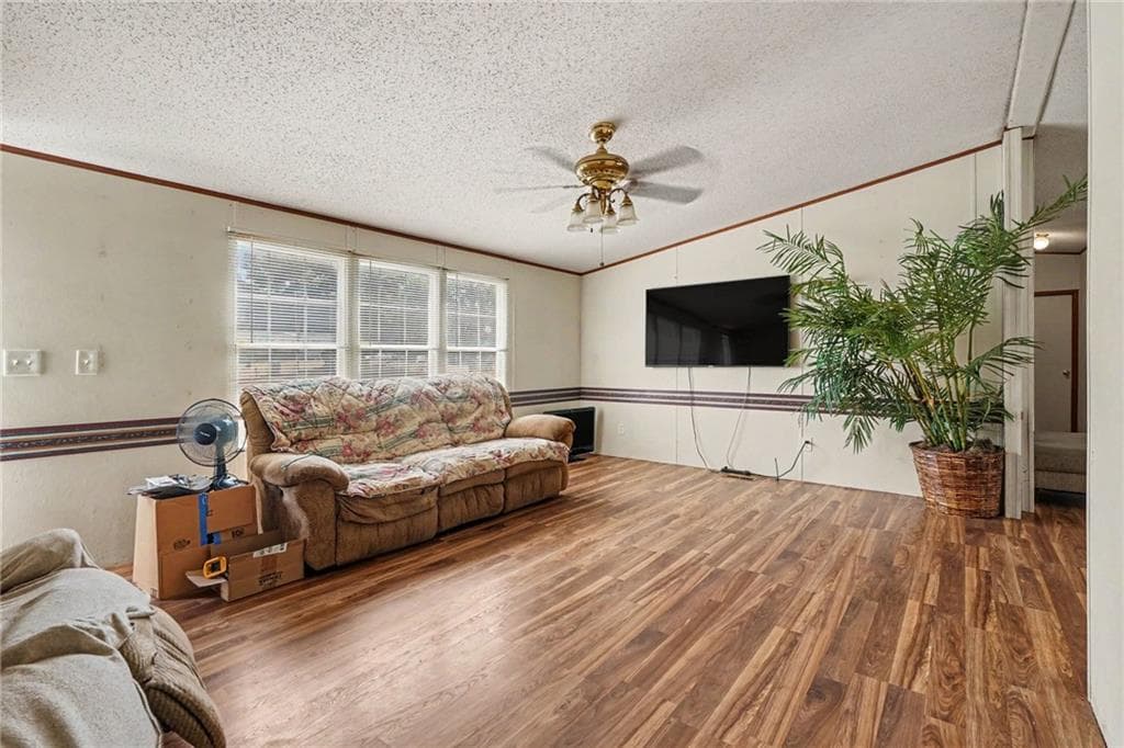 4 bedroom, 2 bathroom, 2,128 sq ft single family residence for sale at 1021 Big Sandy Creek Lane, Madison, GA 30650 — photo 6