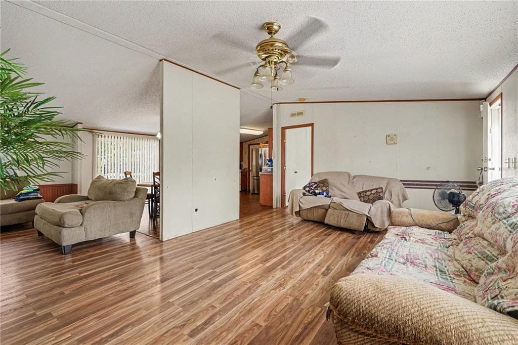 4 bedroom, 2 bathroom, 2,128 sq ft single family residence for sale at 1021 Big Sandy Creek Lane, Madison, GA 30650 — photo 7